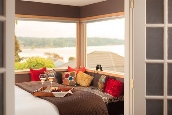 Three Tree Point Bed And Breakfast Burien Exteriér fotografie